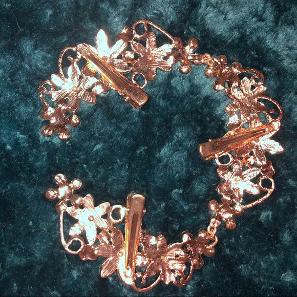 Icing Frosted Crystal Flower Rose Gold Hair Swag - Picture 3 of 5